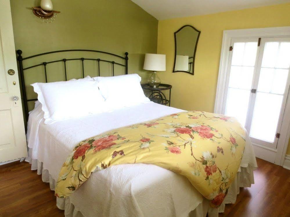 Carriage House Bed & Breakfast Winona Eksteriør billede